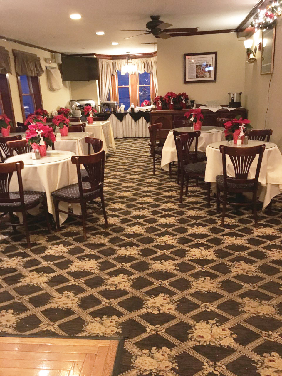 Come to Breffny’s, a casual and inviting private function room located on the second floor of Pawtuxet Village’s popular O’Rourke’s Bar & Grill.  With the dog days of summer slowly coming to an end, now is the perfect time to liven up your life and host a party for any occasion!  Call 401-499-7061 for details.